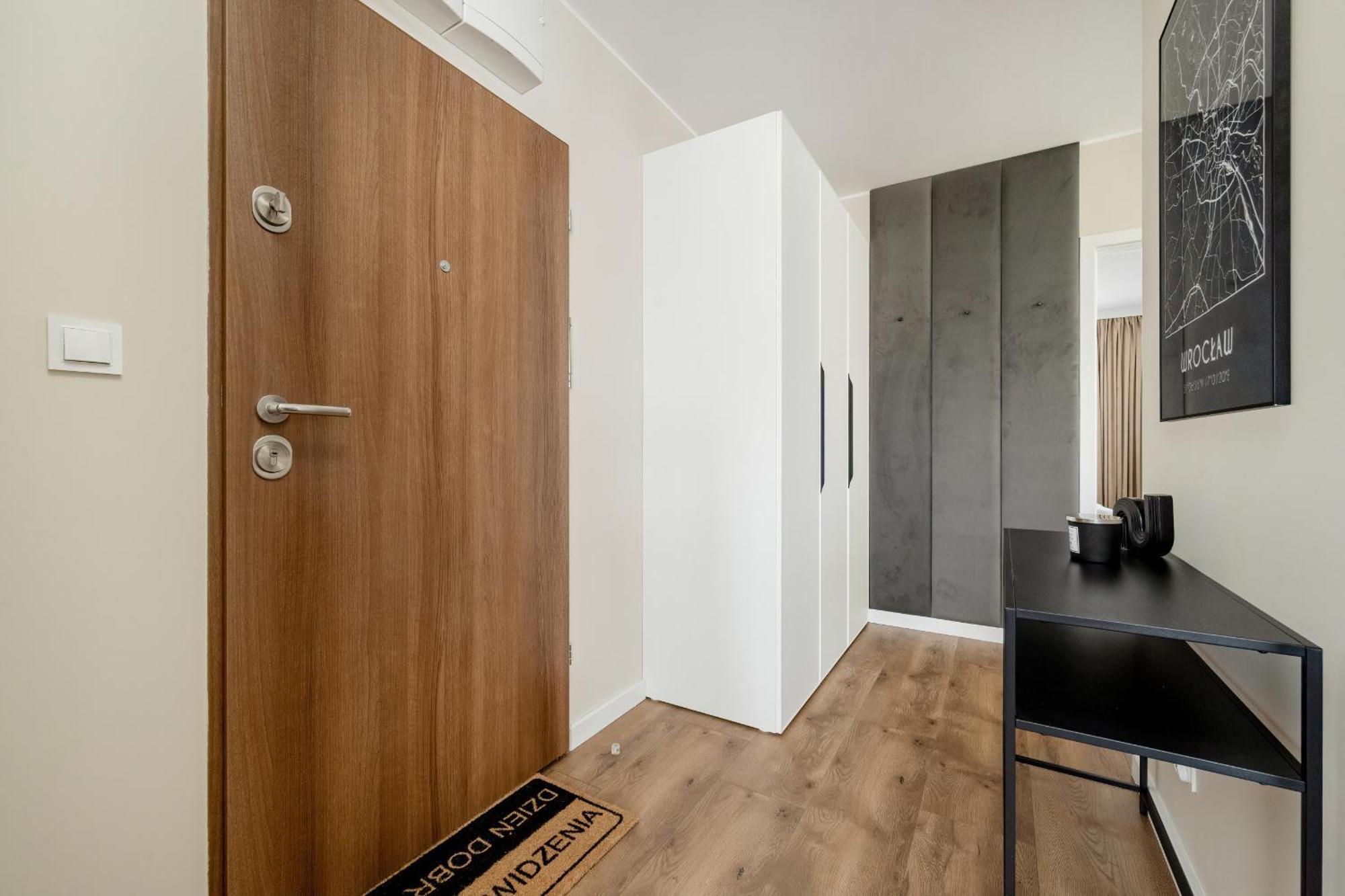 Piekny Apartament Wichrowa - 2 Sypialnie Free Garage Wroclaw By Noclegi Renters Exterior photo